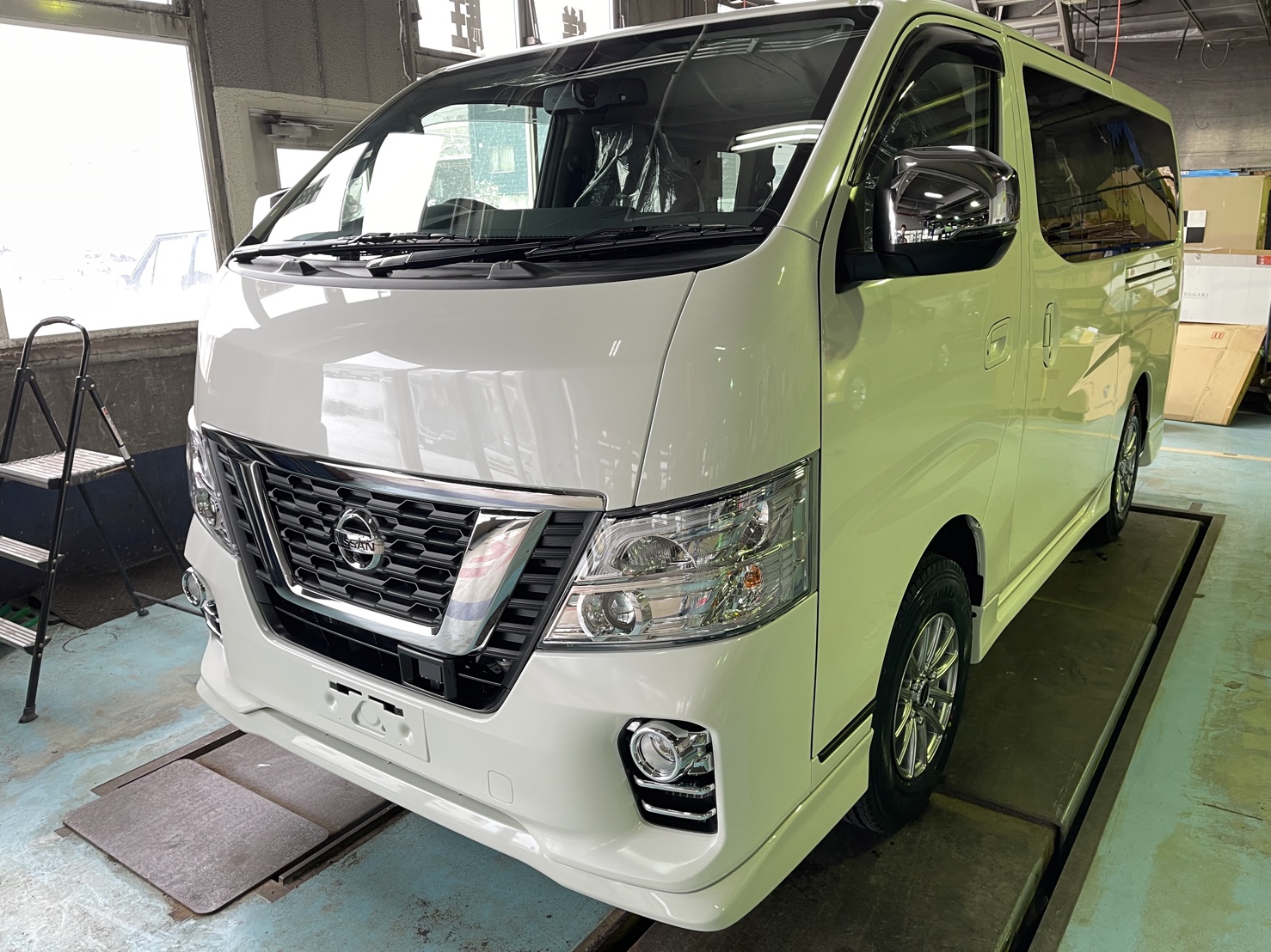 札幌で日産 キャラバンのアークバリアWを行いました。