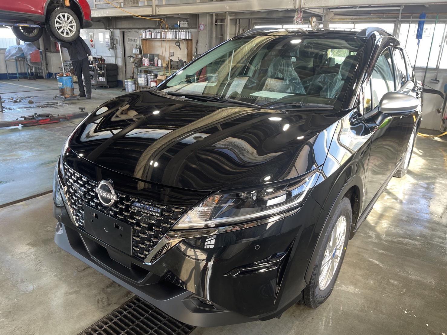札幌で日産 ノートクロスオーバーのアークバリアWを行いました。