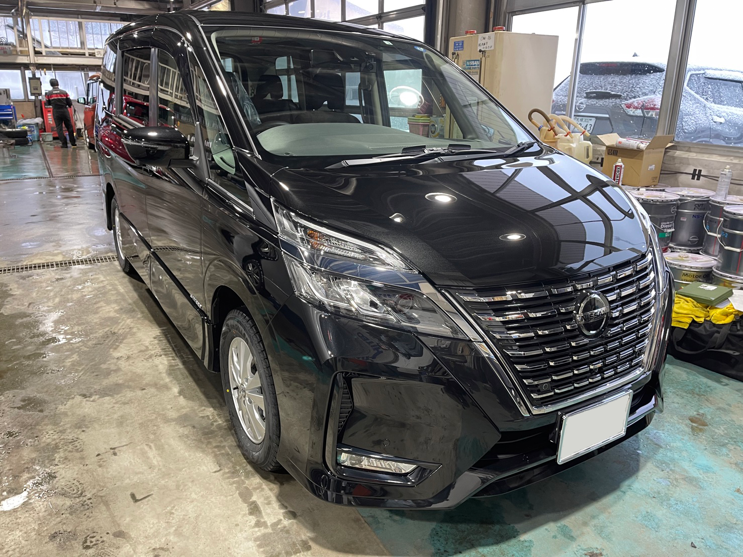 札幌で日産 セレナc27のアークバリアWを行いました。