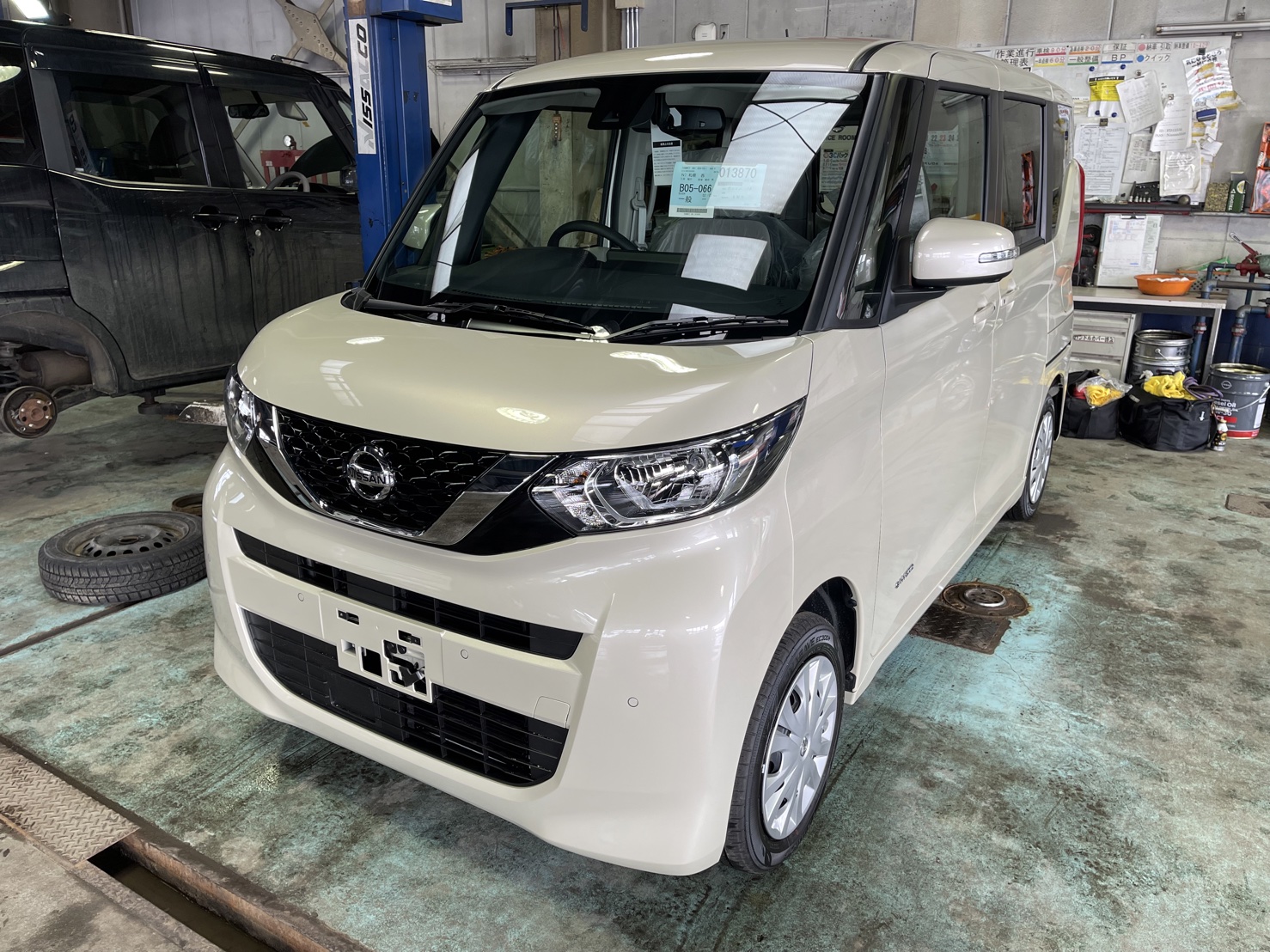 札幌で日産 ルークスのアークバリアWを行いました。