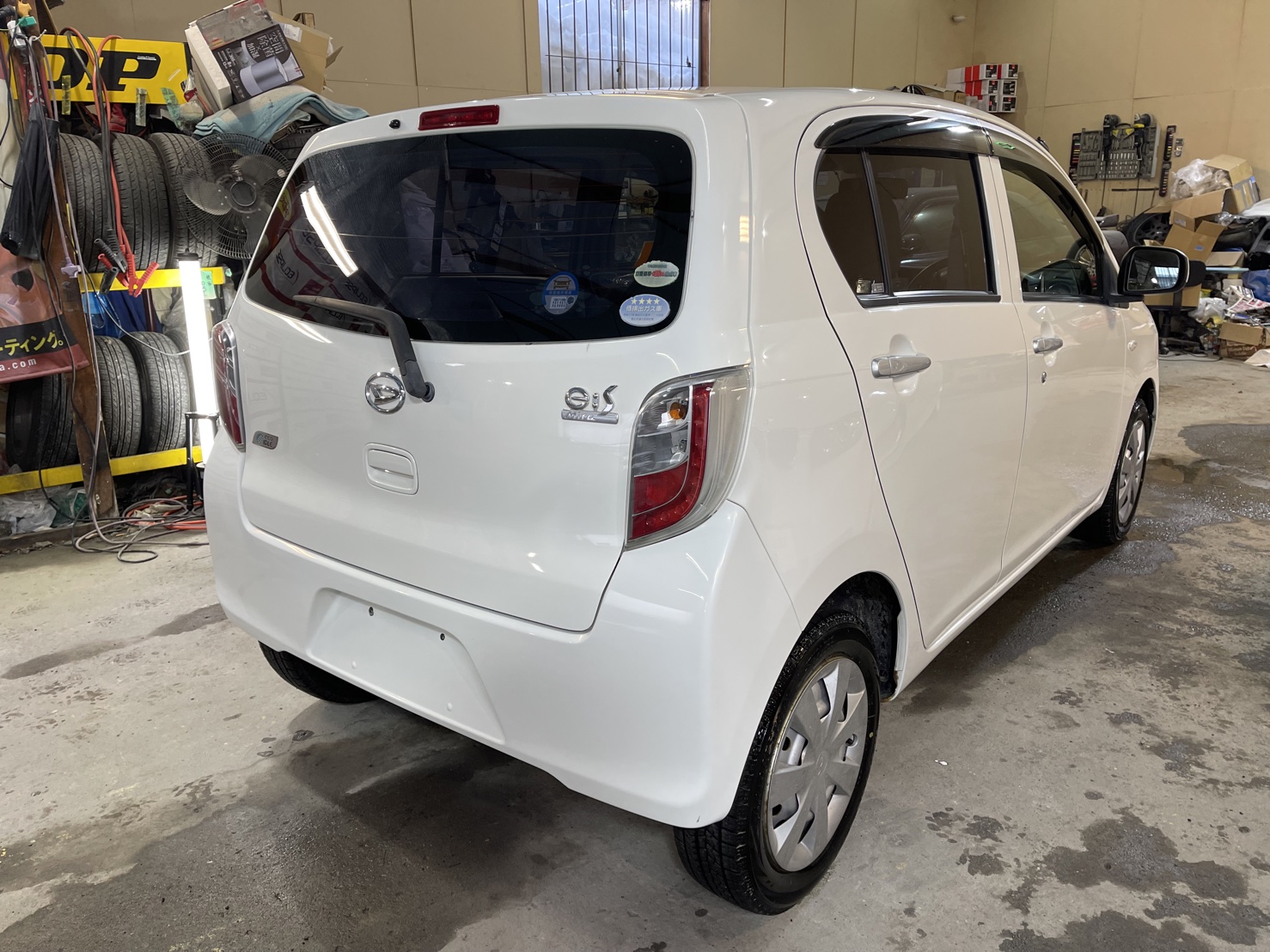 札幌でダイハツ ミライースのポリマーを行いました。